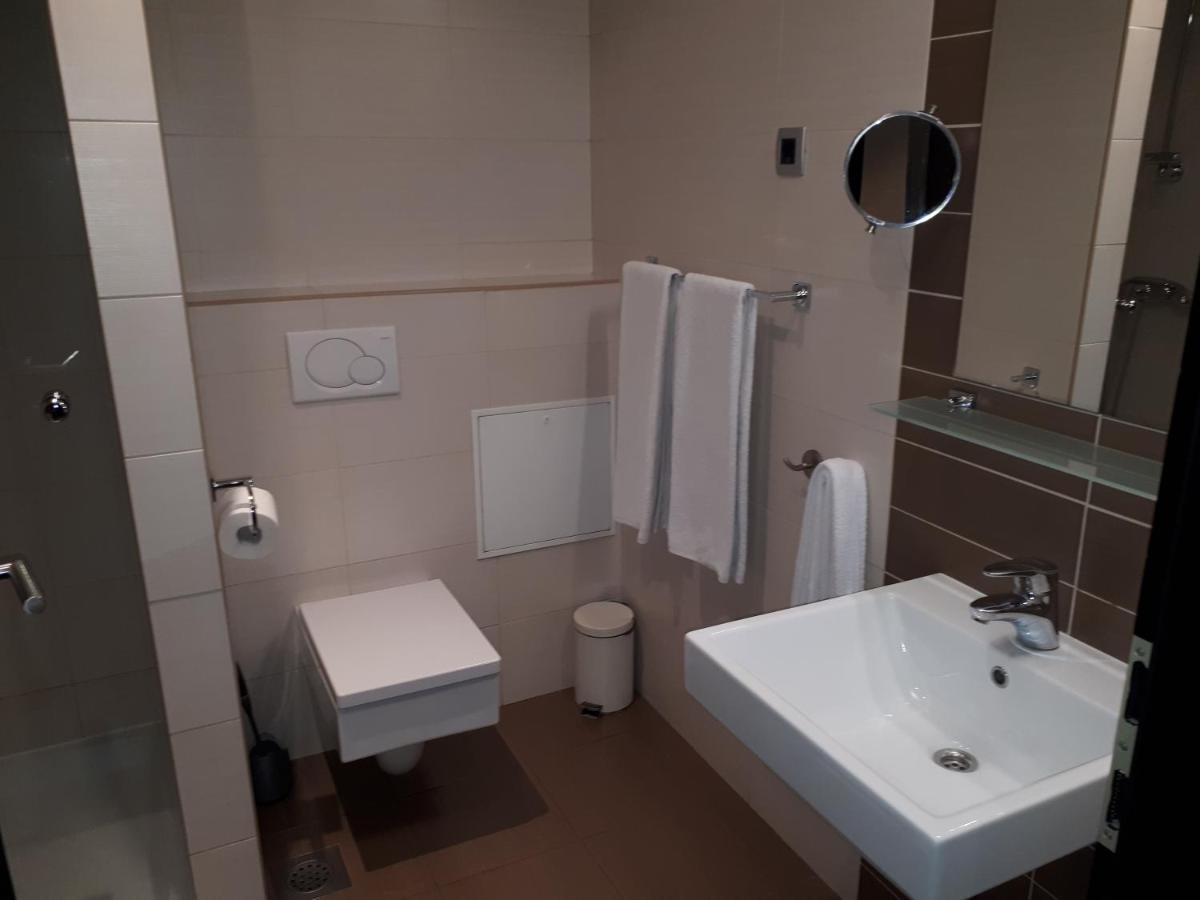 Nitro Rooms 卢布尔雅那 外观 照片