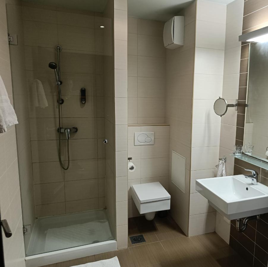 Nitro Rooms 卢布尔雅那 外观 照片